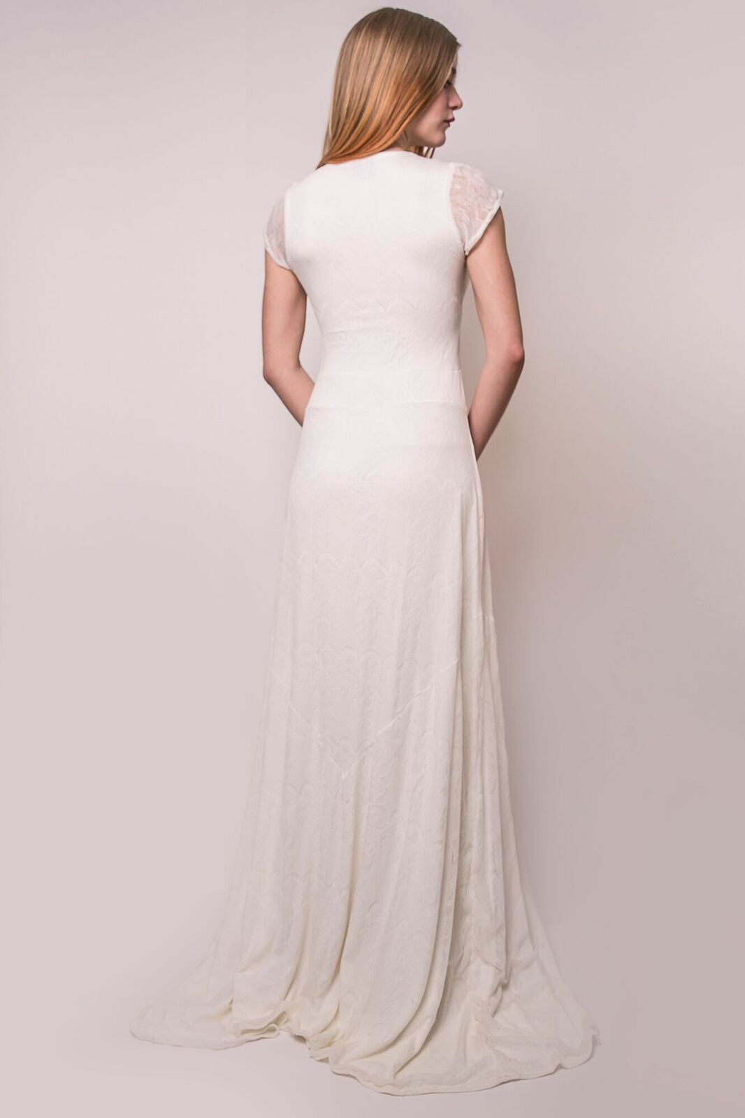 Leina Cap Sleeve Wedding Dress