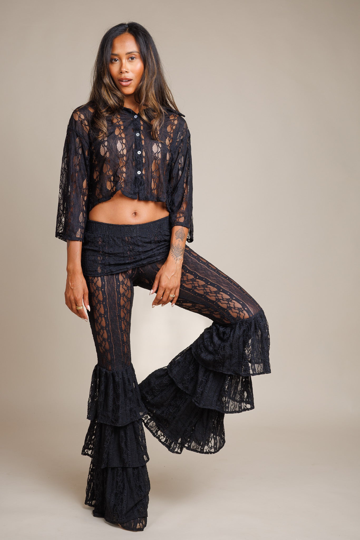 Triple Flair Lace Pant