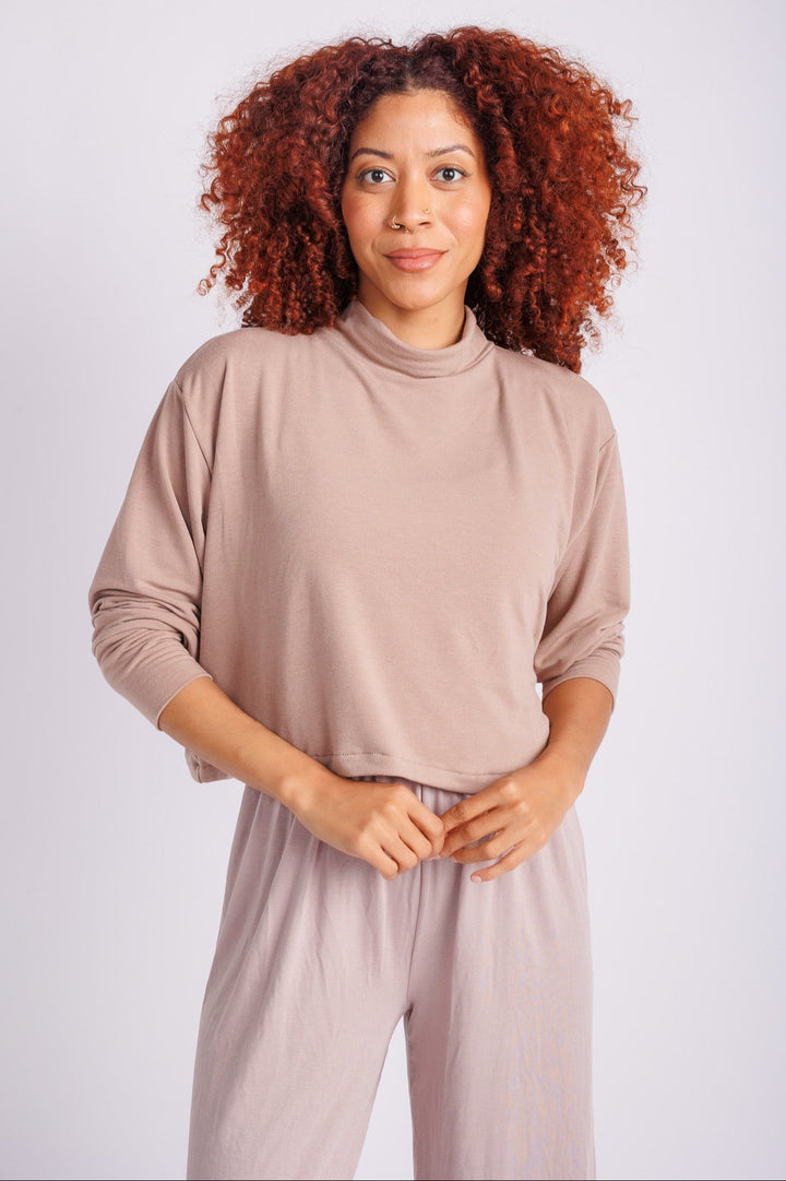 cropped turtleneck