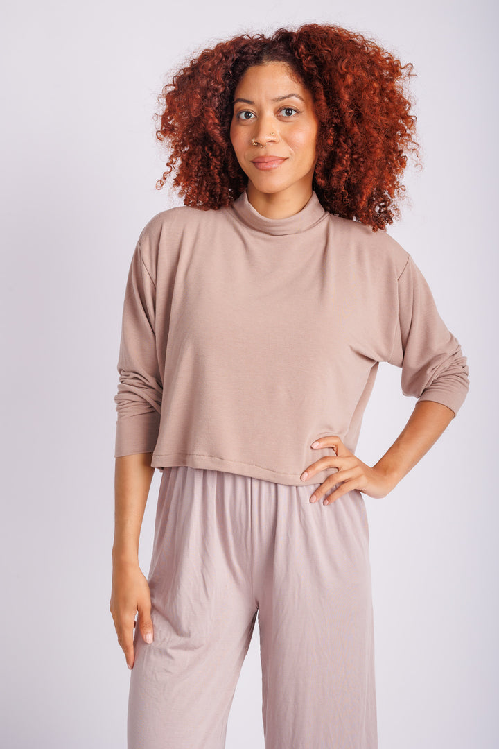 cropped turtleneck