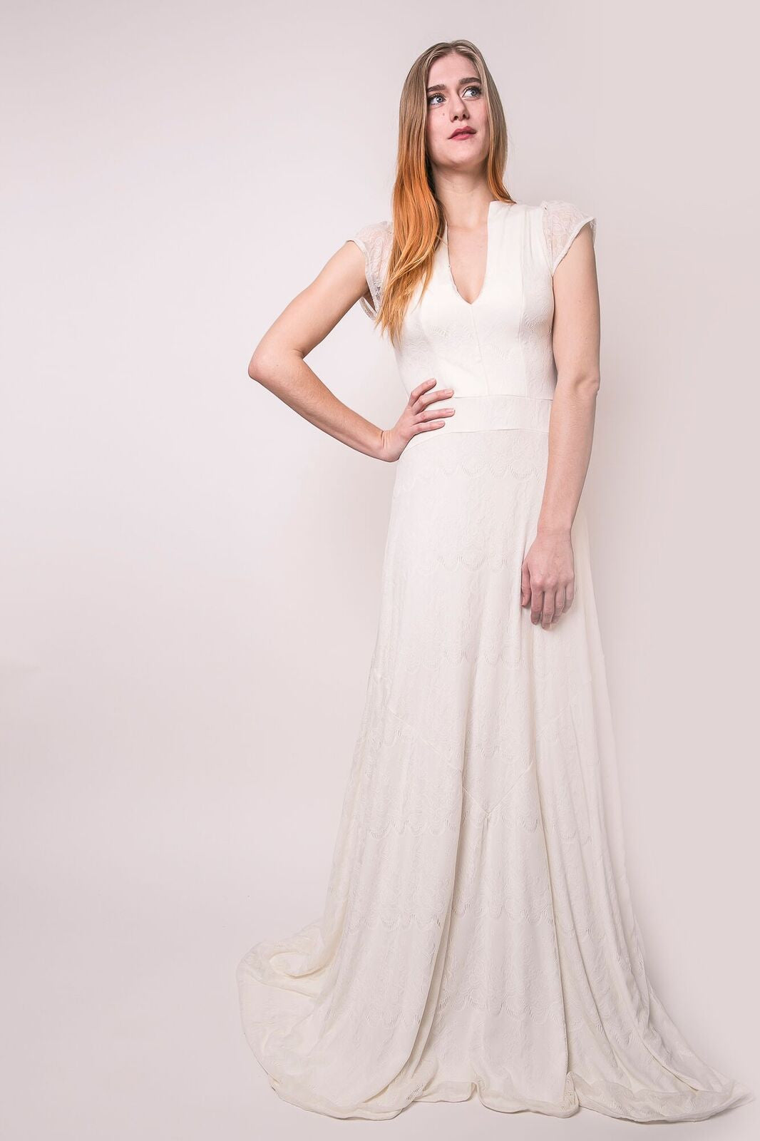 Leina Cap Sleeve Wedding Dress